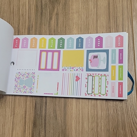 The Happy Planner Mini Sticker Happy Hostess Sticker book - Picture 9 of 9